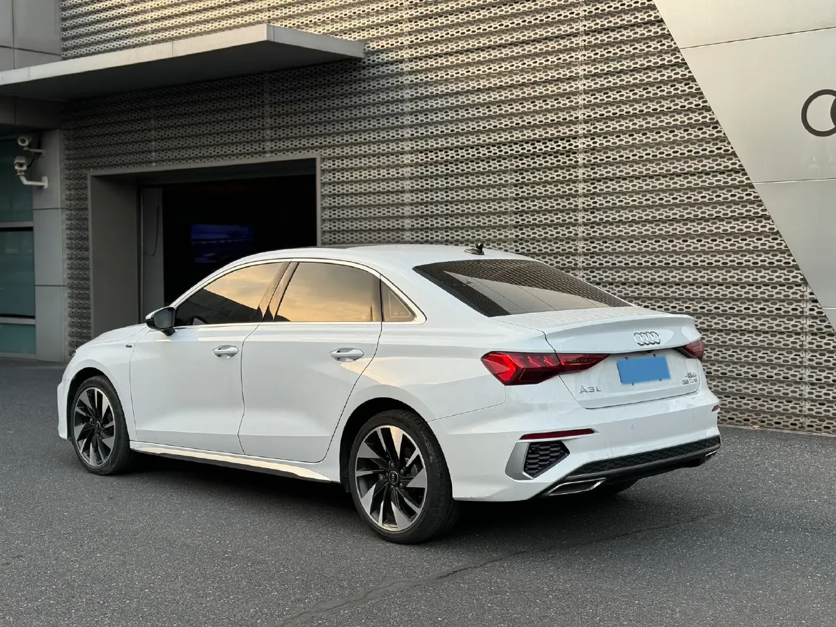 2022 Audi A3 1.4T 150HP L4 7DCT,autocango,china used car exporter,china ev exporter,chinese used car exporter,chinese used ev exporter