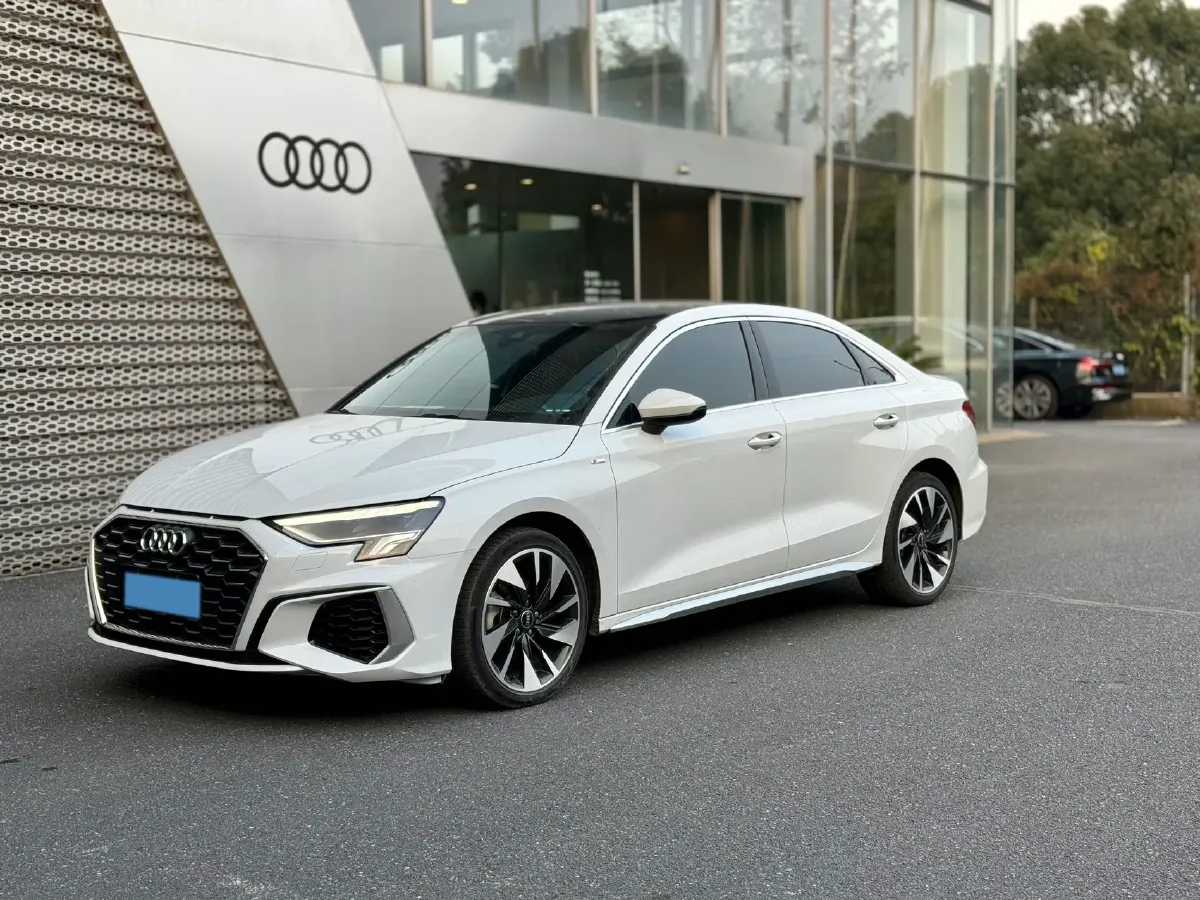 2022 Audi A3 1.4T 150HP L4 7DCT,autocango,china used car exporter,china ev exporter,chinese used car exporter,chinese used ev exporter