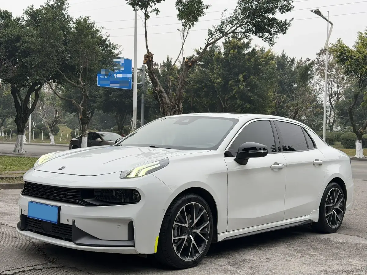 2019 LYNK&CO 01 2.0T 190HP L4 6AT