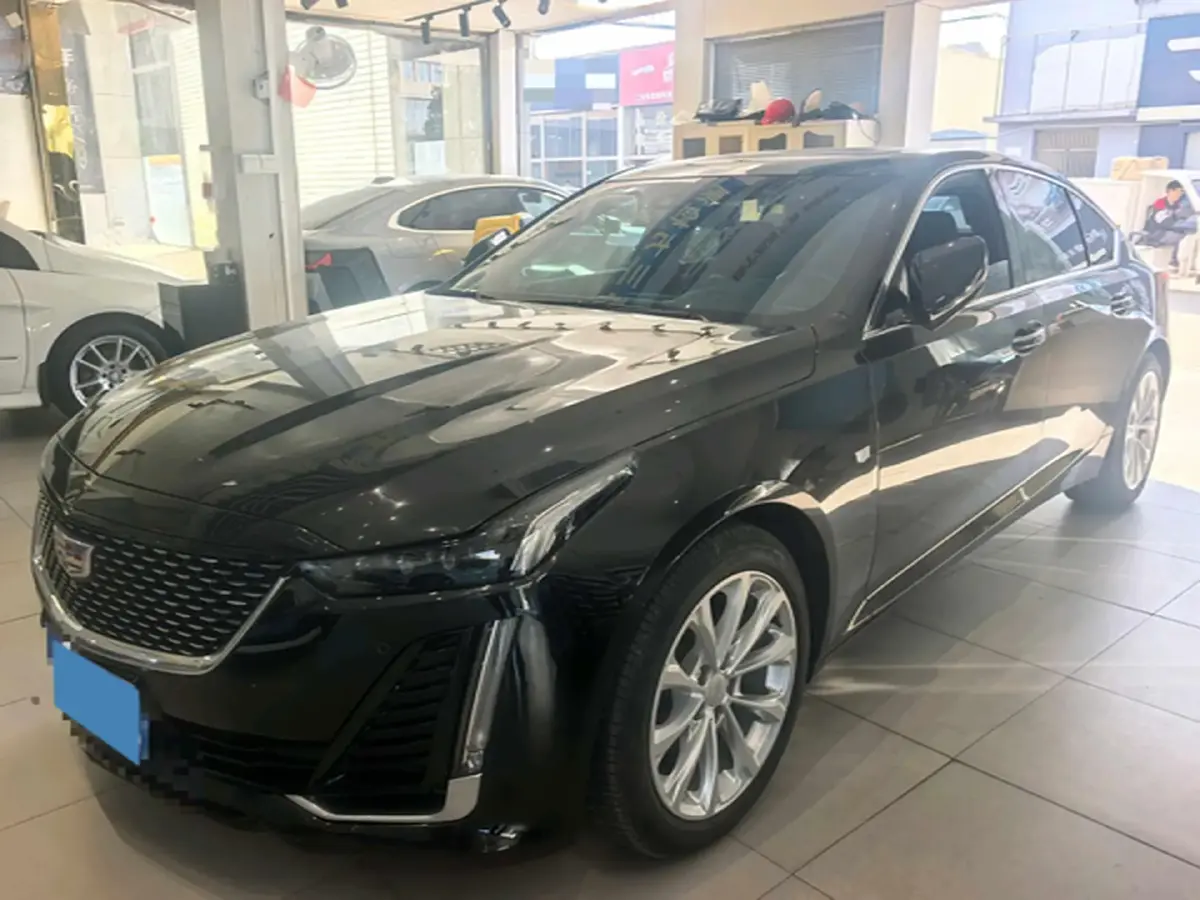2023 Cadillac CT5 2.0T 237HP L4 10AT