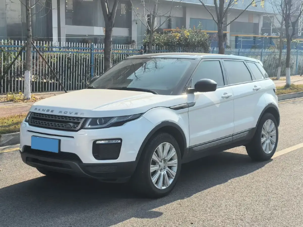 2018 Land Rover Range Rover Evoque 2.0T 241HP L4 9AT