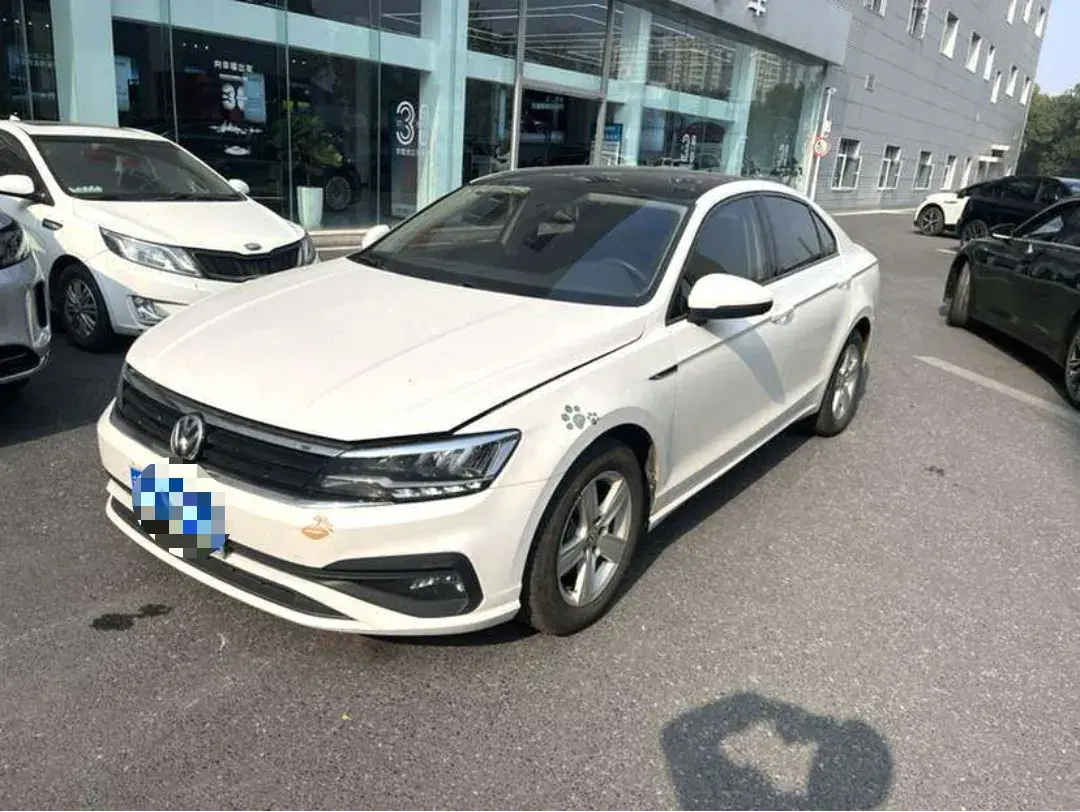 2019 Volkswagen T-Cross 1.4T 150HP L4 7DCT