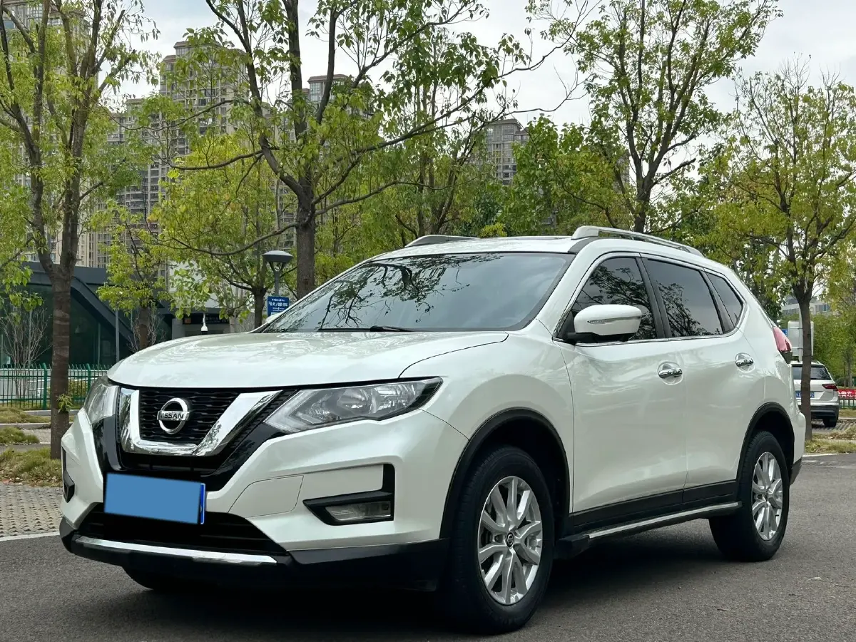 2020 Nissan X-Trail 2.0L 154HP L4 CVT