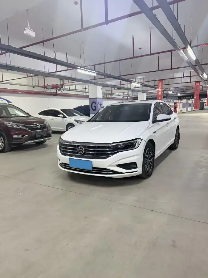 2020 Volkswagen Sagitar 1.4T 150HP L4 7DCT