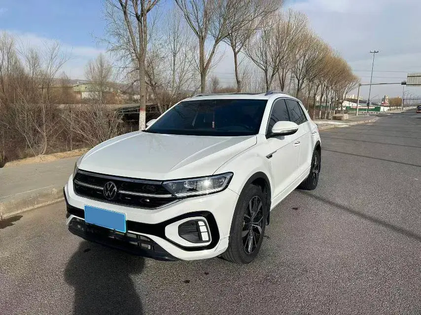 2023 Volkswagen T-Roc 1.5T 160HP L4 7DCT