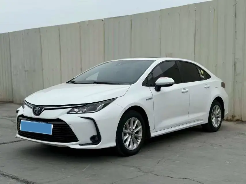 2022 Toyota Corolla 1.8L 98HP L4 E-CVT Hybrid