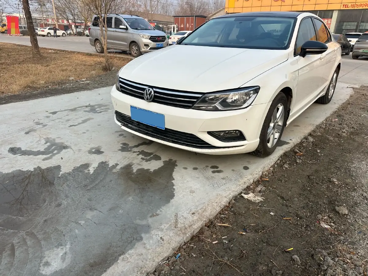 2018 Volkswagen Lamando 1.4T 131HP L4 7DCT
