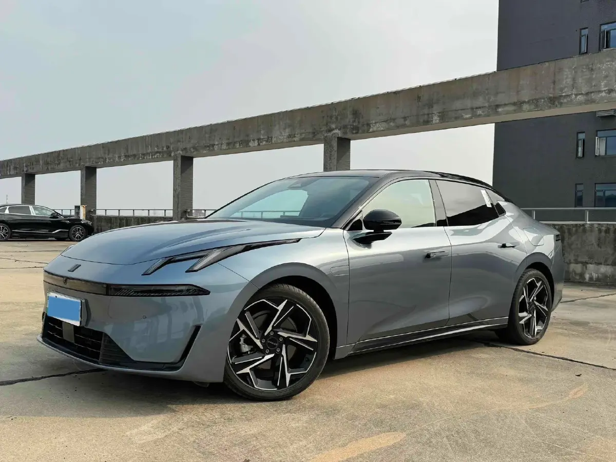 2024 LYNK&CO 01 2.0T 254HP L4 8AT