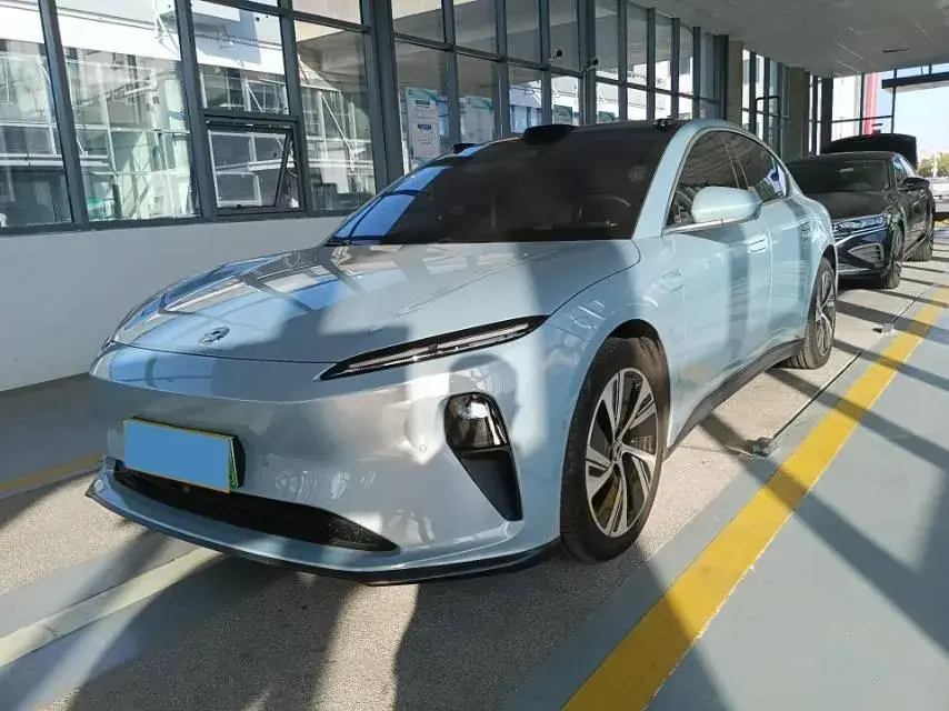 2024 NIO ET5 BEV 75KWH