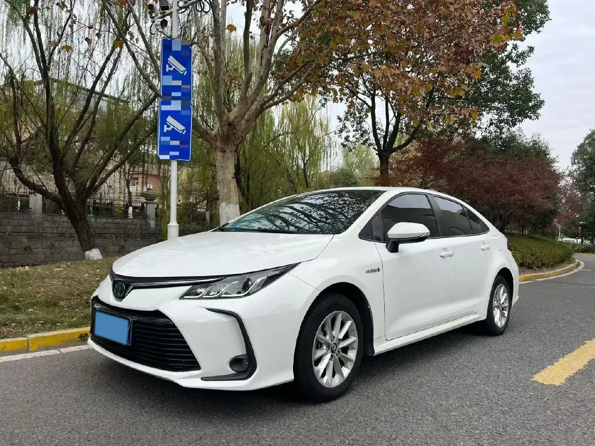 2019 Toyota Corolla 1.8L 98HP L4 E-CVT Hybrid