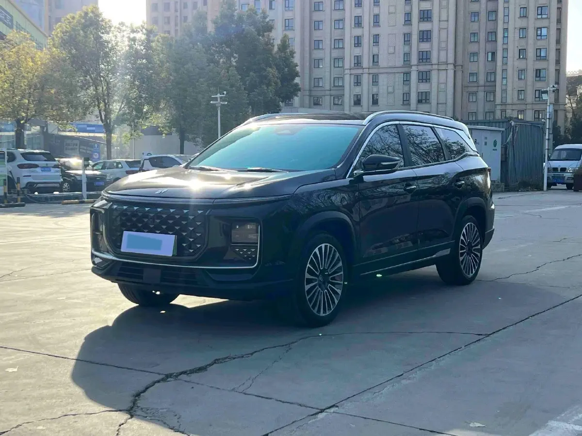 2023 Chery Tiggo 9 2.0T 261HP L4 8AT