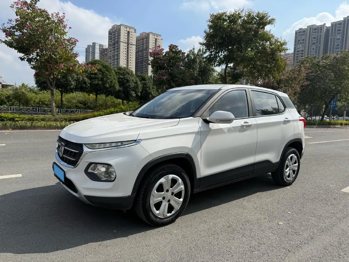 2017 BaoJun 510 1.5L 112HP L4 6MT