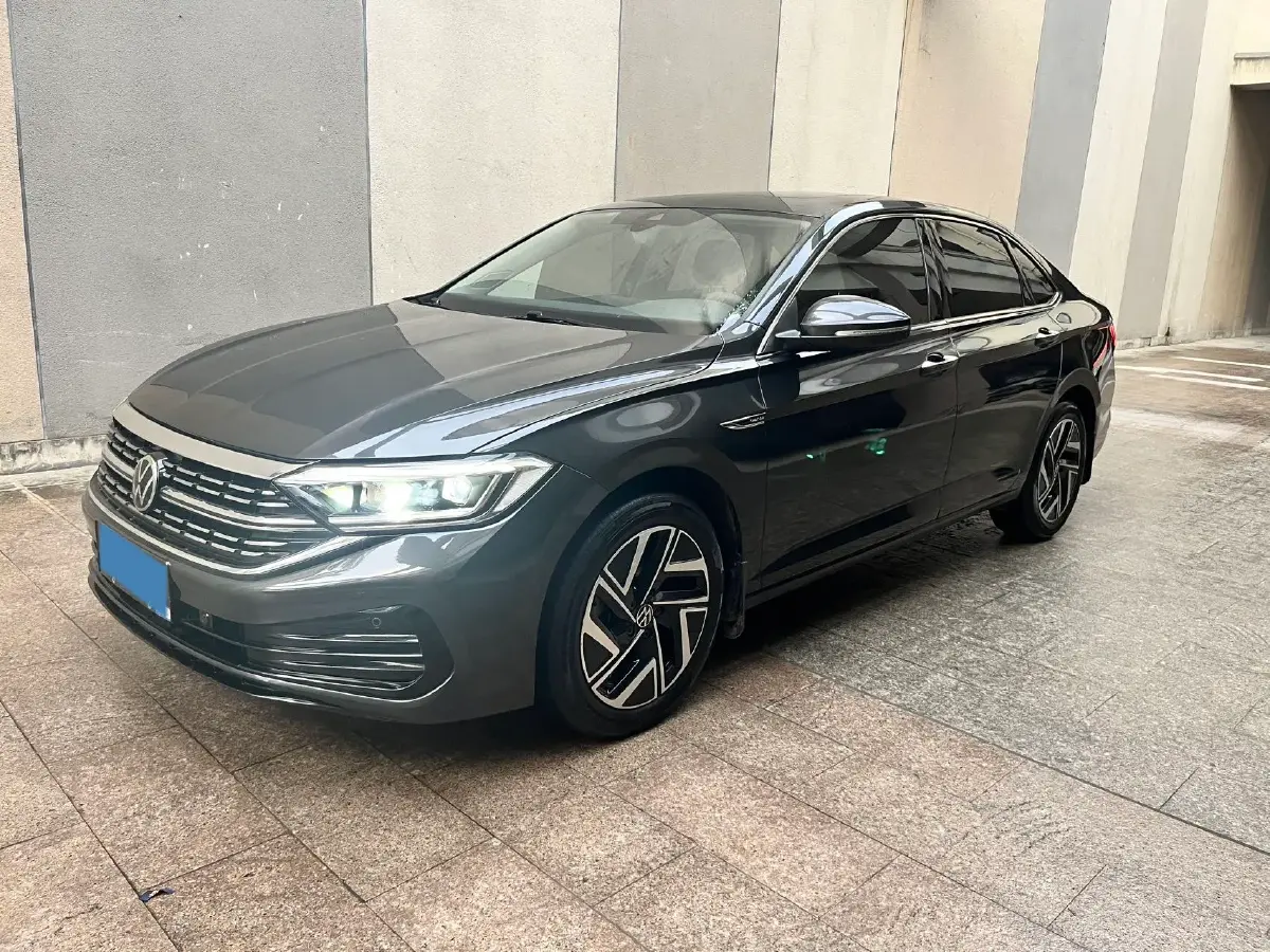 2023 Volkswagen Sagitar 1.4T 150HP L4 7DCT