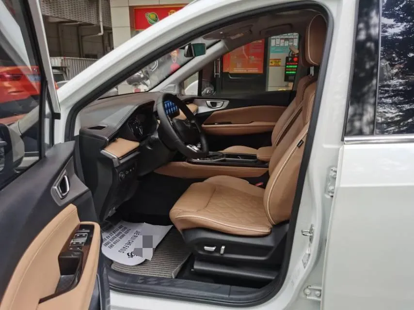 2022 Venucia T60 1.6L 126HP L4 CVT,autocango,china used car exporter,china ev exporter,chinese used car exporter,chinese used ev exporter