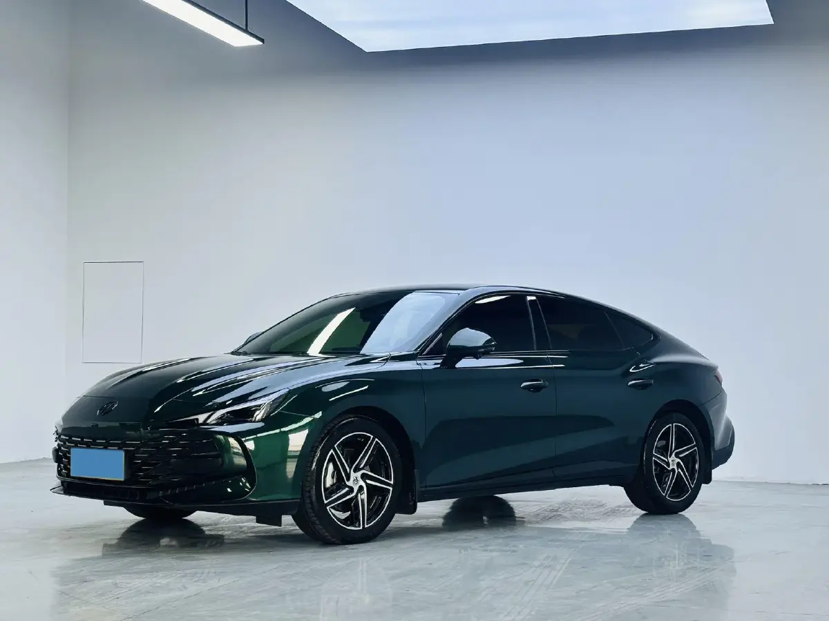 2023 MG 7 1.5T 188HP L4 7DCT