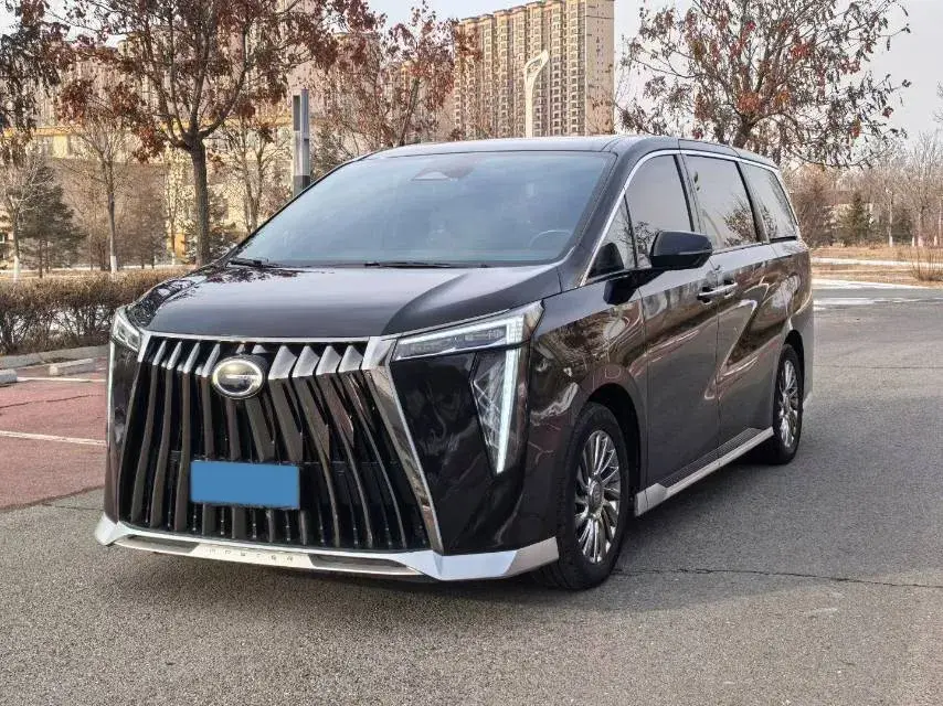 2023 GAC Trumpchi M8 2.0T 190HP L4 E-CVT Hybrid