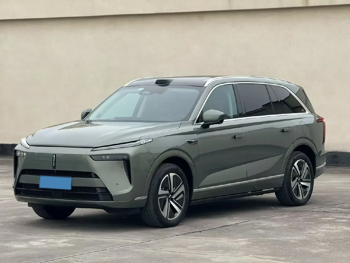 2025 WEY BlueMountain 1.5T 170HP L4 4DHT PHEV 44.5KWH