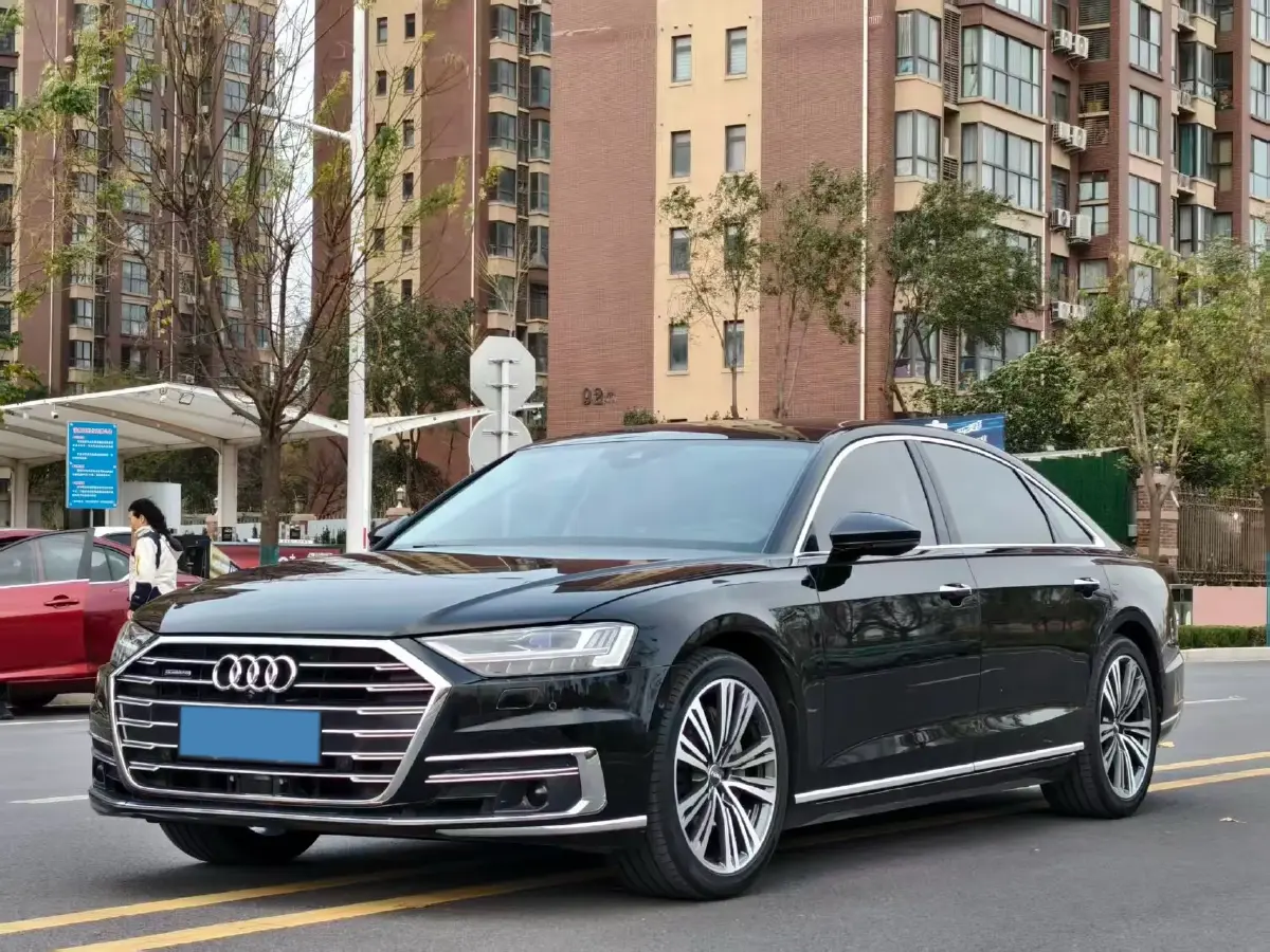 2019 Audi A8 3.0T 340HP V6 8AT