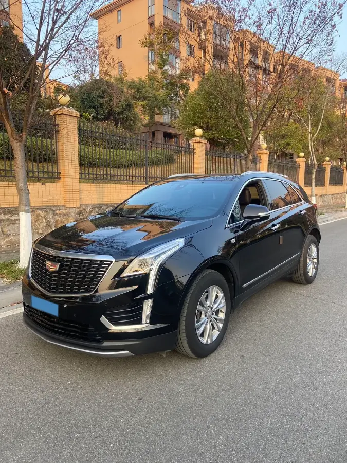 2023 Cadillac XT5 2.0T 237HP L4 9AT