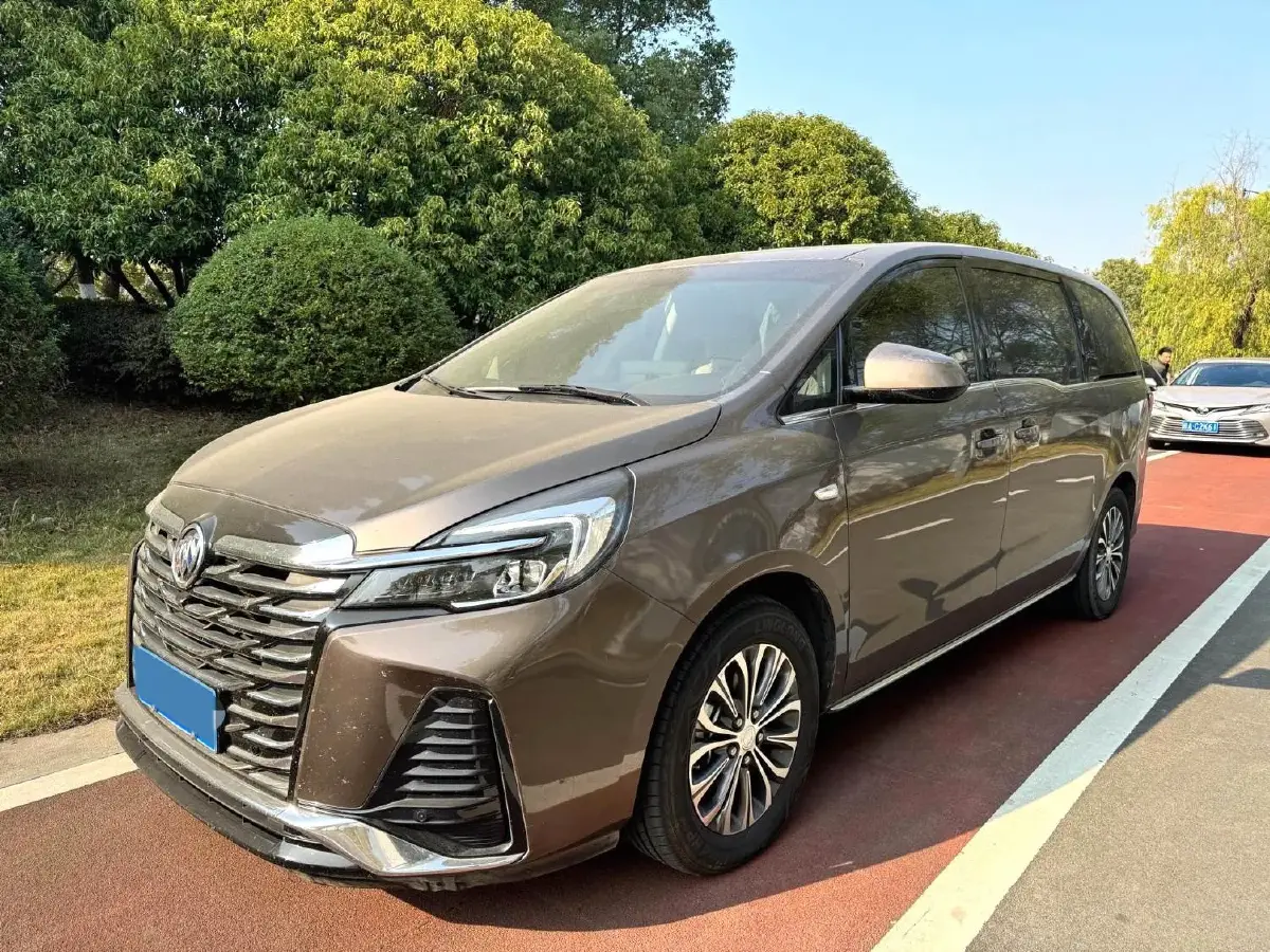 2023 Buick GL8 2.0T 237HP L4 9AT