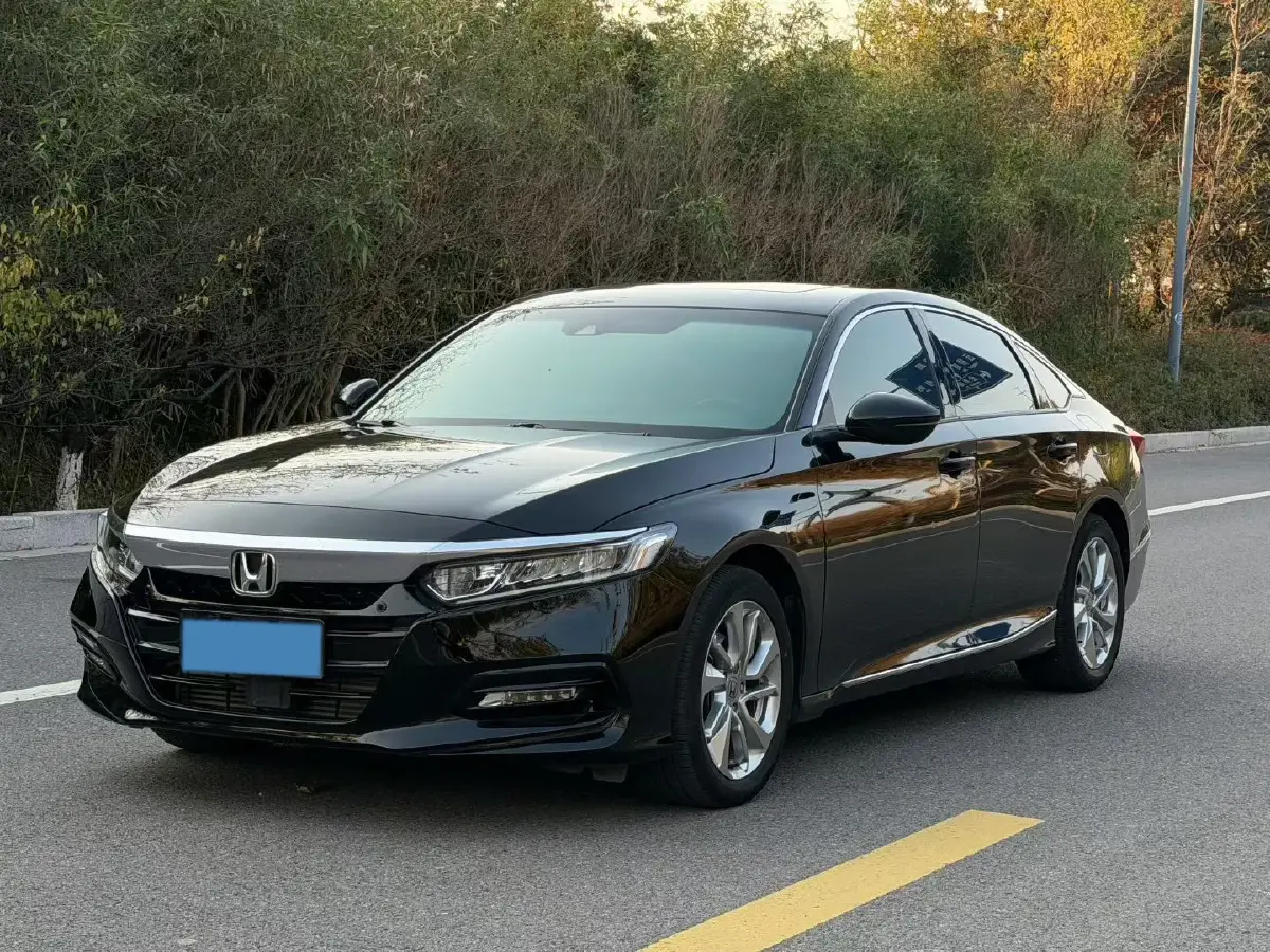 2021 Honda Accord 1.5T 194HP L4 CVT