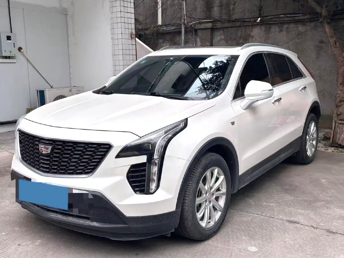 2020 Cadillac XT4 2.0T 241HP L4 9AT