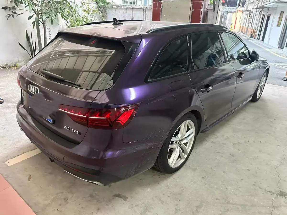 2021 Audi A4 2.0T 204HP L4 7DCT,autocango,china used car exporter,china ev exporter,chinese used car exporter,chinese used ev exporter