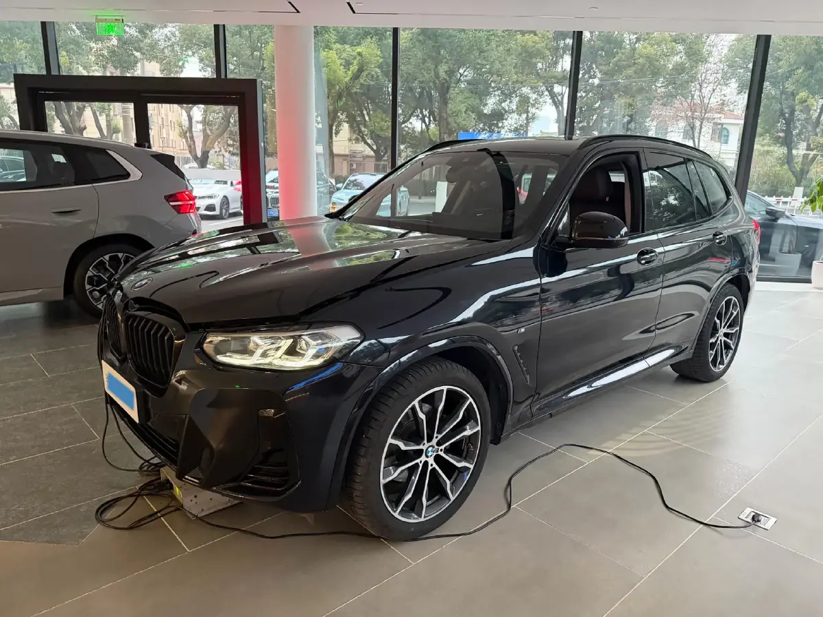 2022 BMW X3 2.0T 252HP L4 8AT