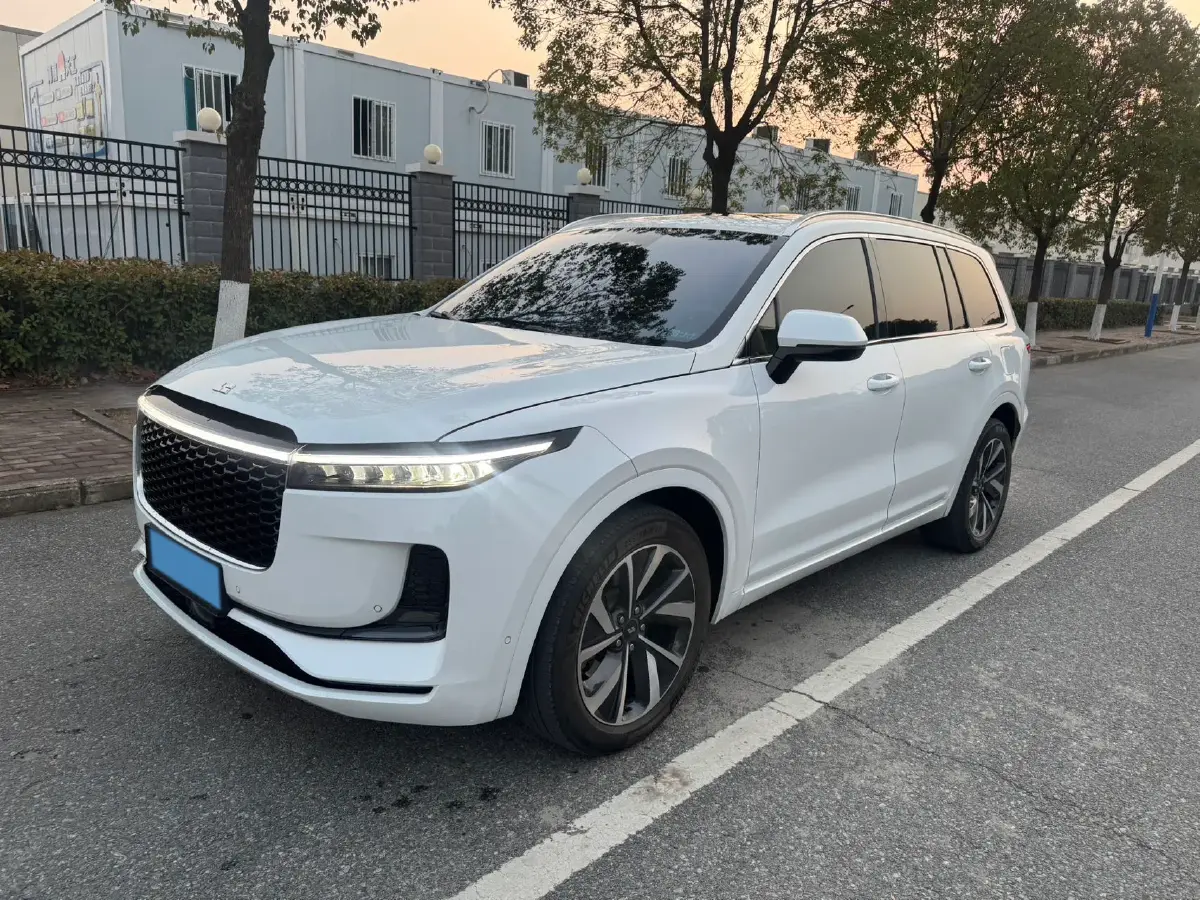 2021 Li ONE Range Extended 131HP REEV 40.5KWH