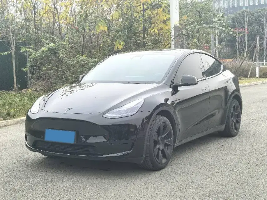 2022 Tesla Model Y BEV 60KWH