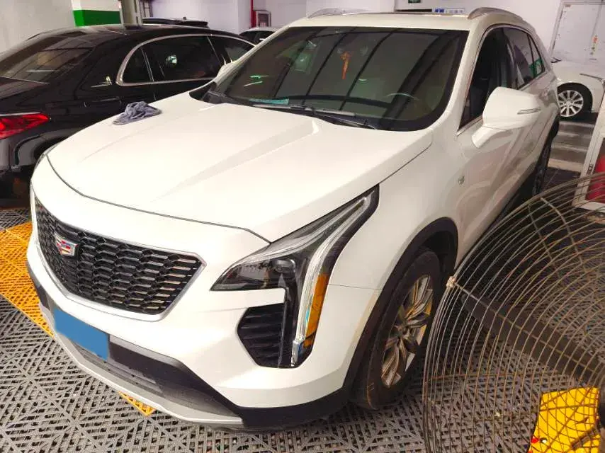 2020 Cadillac XT4 2.0T 241HP L4 9AT