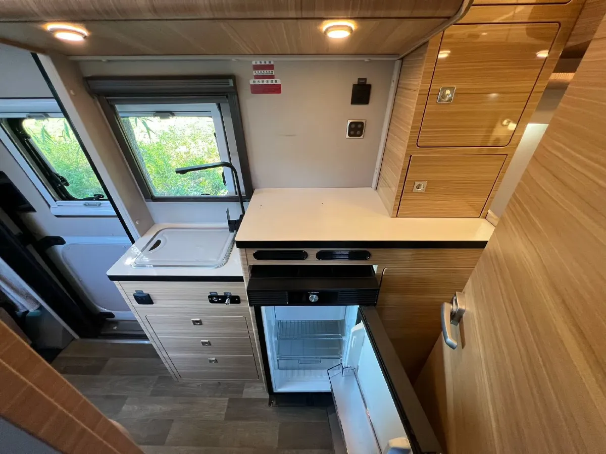 2025 MAXUS V90 RV 2.0T 177HP L4 8AT,autocango,china used car exporter,china ev exporter,chinese used car exporter,chinese used ev exporter