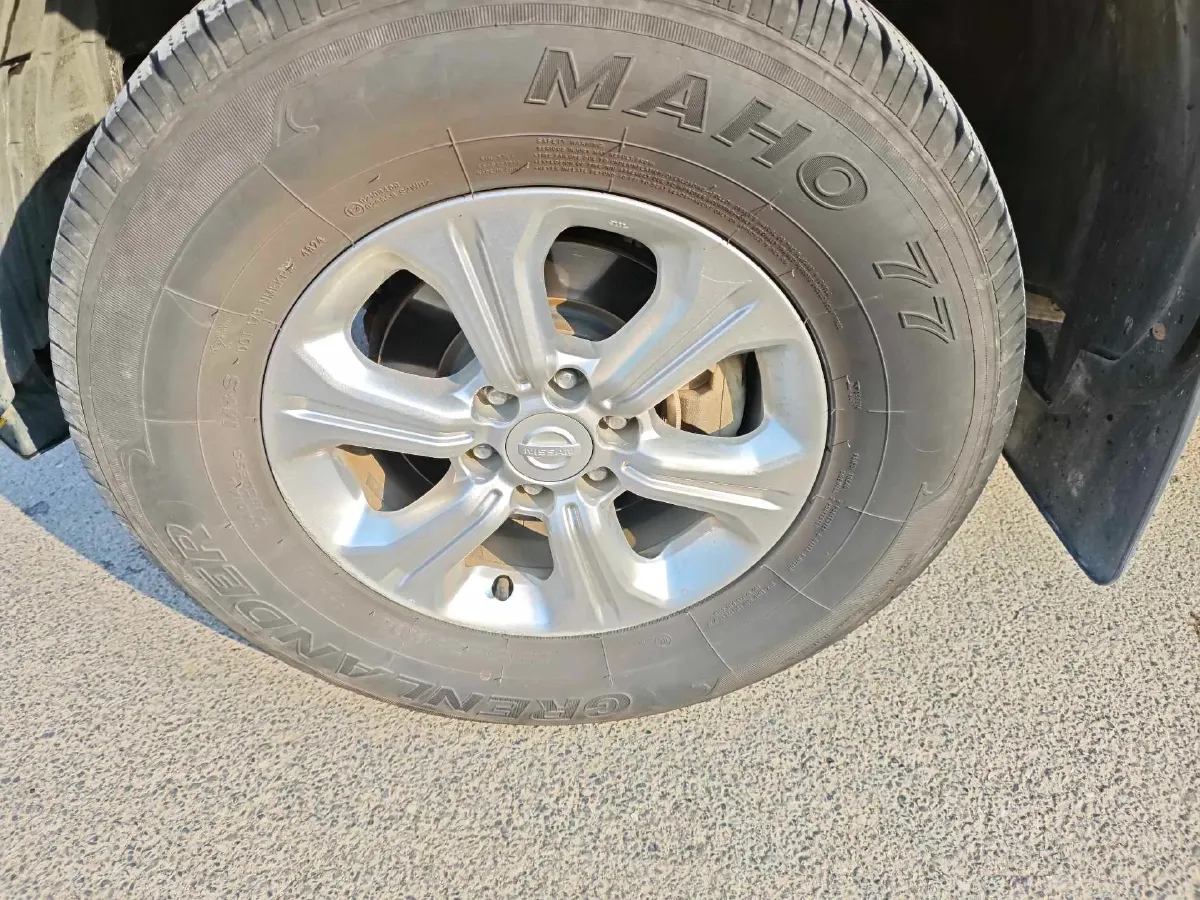 2022 Nissan Navara 2.5L 190HP L4 6MT,autocango,china used car exporter,china ev exporter,chinese used car exporter,chinese used ev exporter