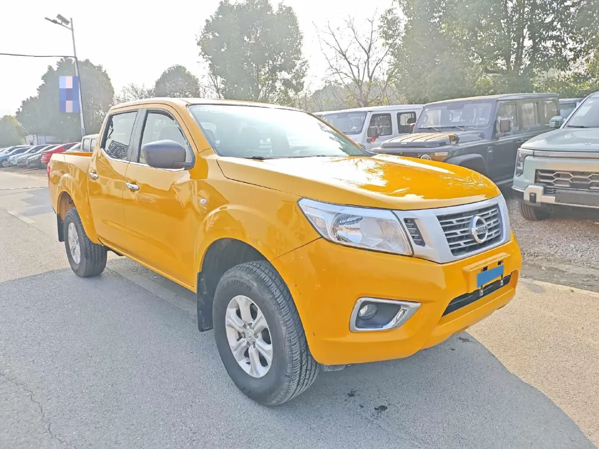 2022 Nissan Navara 2.5L 190HP L4 6MT,autocango,china used car exporter,china ev exporter,chinese used car exporter,chinese used ev exporter