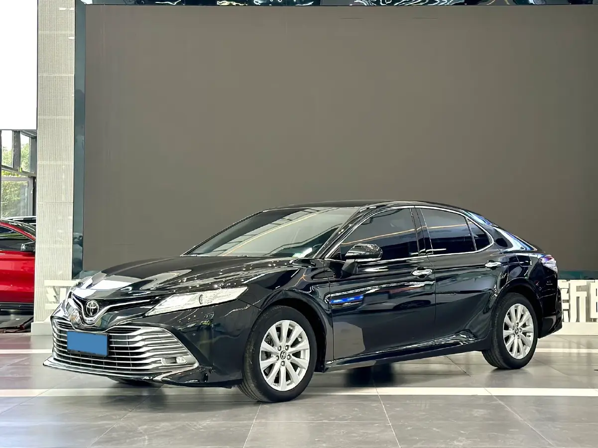 2018 Toyota Camry 2.0L 169HP L4 6AT