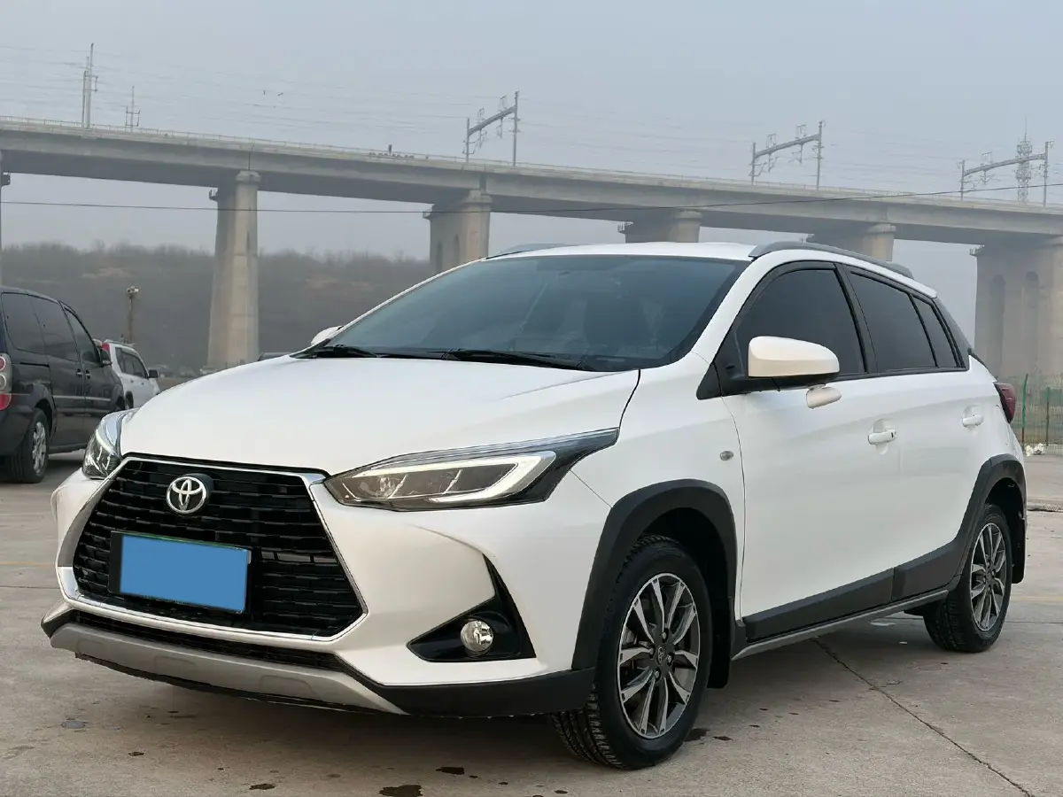 2022 Toyota Yaris L 1.5L 112HP L4 CVT