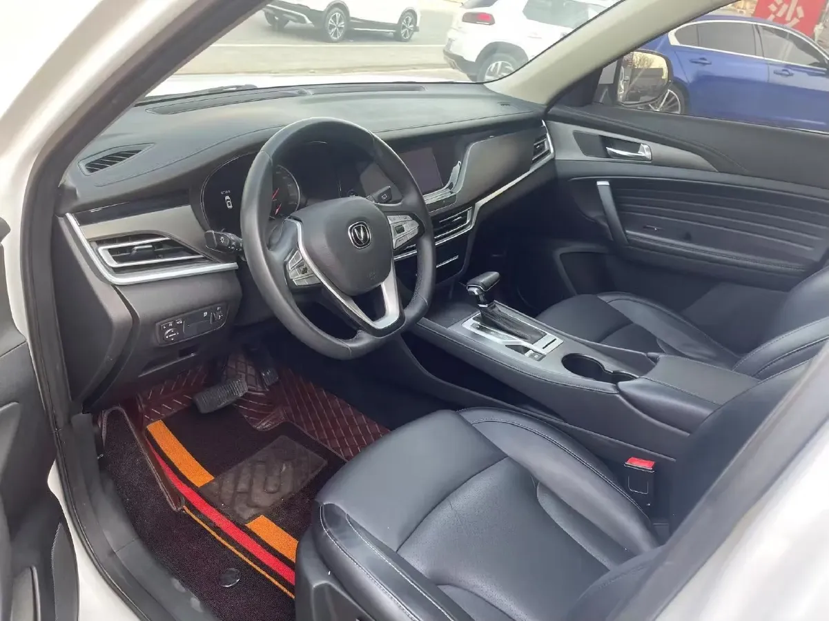 2019 ChangAn CS35 Plus 1.4T 158HP L4 7DCT,autocango,china used car exporter,china ev exporter,chinese used car exporter,chinese used ev exporter