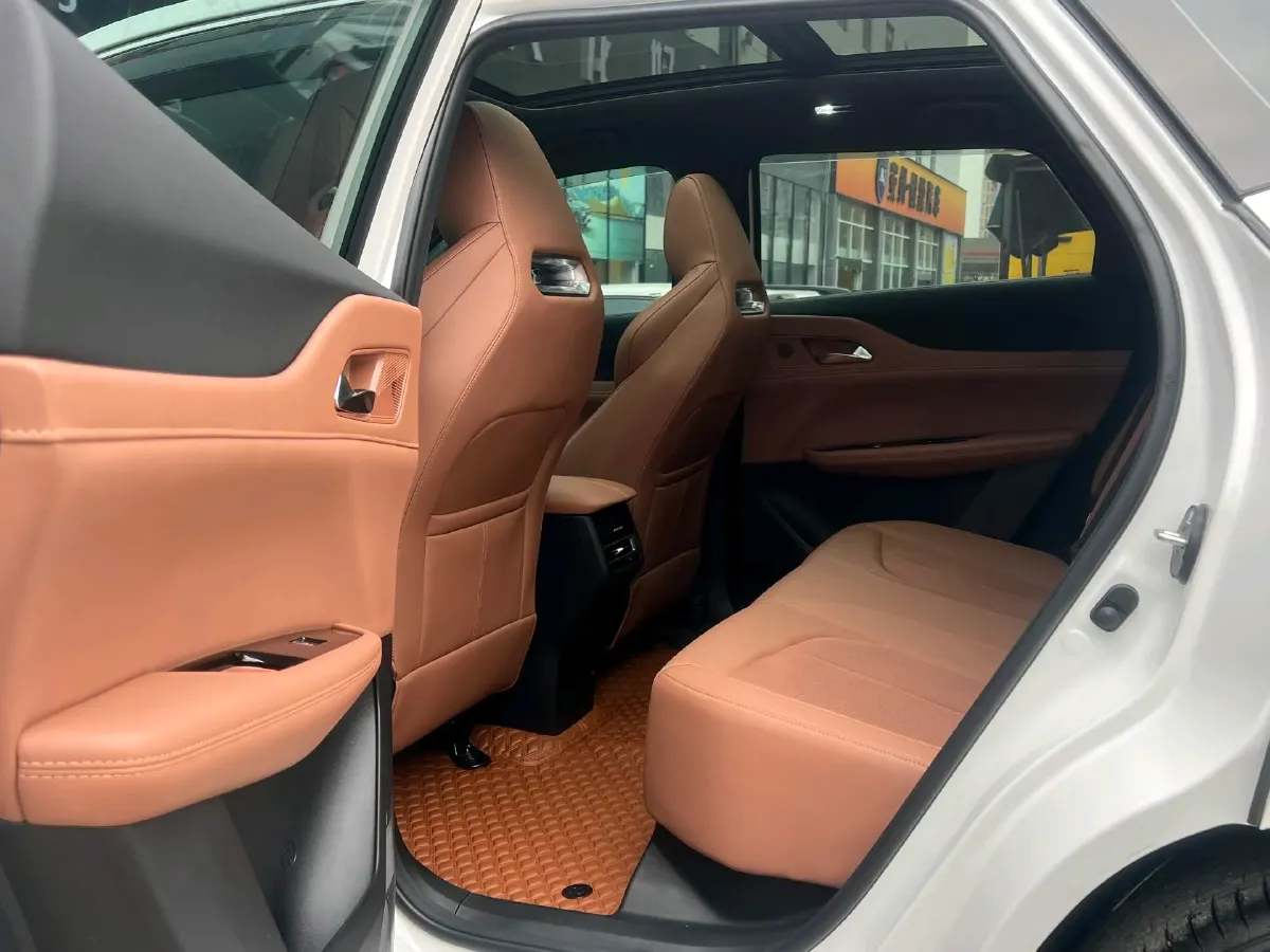 2025 ChangAn UNI-Z 1.5T 188HP L4 7DCT,autocango,china used car exporter,china ev exporter,chinese used car exporter,chinese used ev exporter