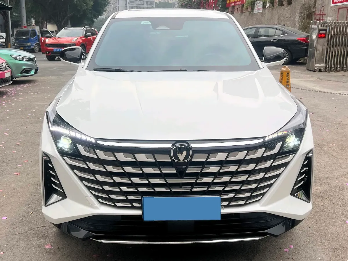 2025 ChangAn UNI-Z 1.5T 188HP L4 7DCT,autocango,china used car exporter,china ev exporter,chinese used car exporter,chinese used ev exporter