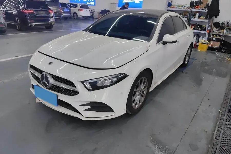2022 Mercedes-Benz A Class 1.3T 163HP L4 7DCT