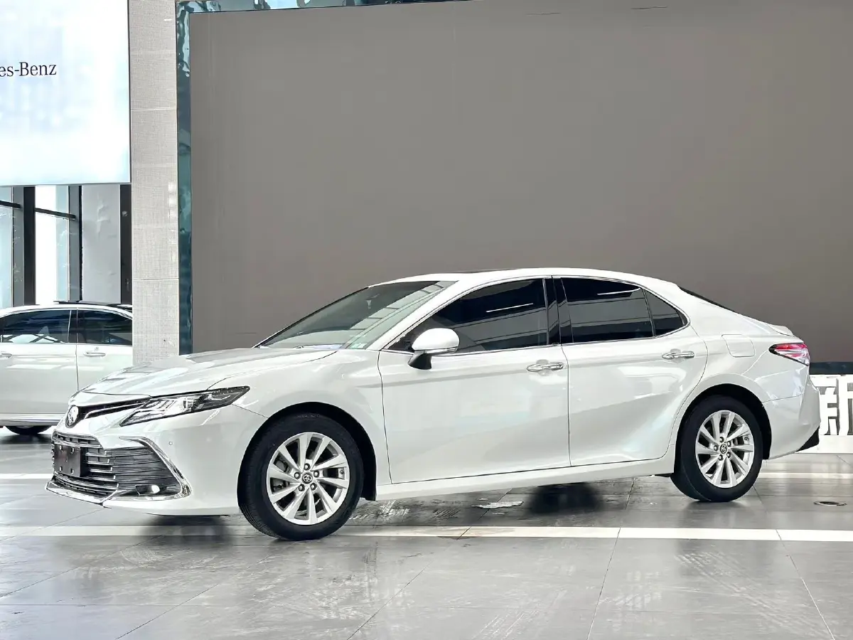 2021 Toyota Camry 2.0L 178HP L4 CVT