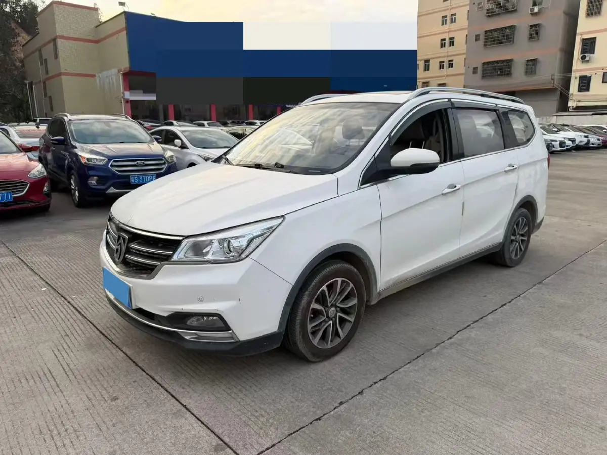 2017 BaoJun 730 1.5T 150HP L4 6MT