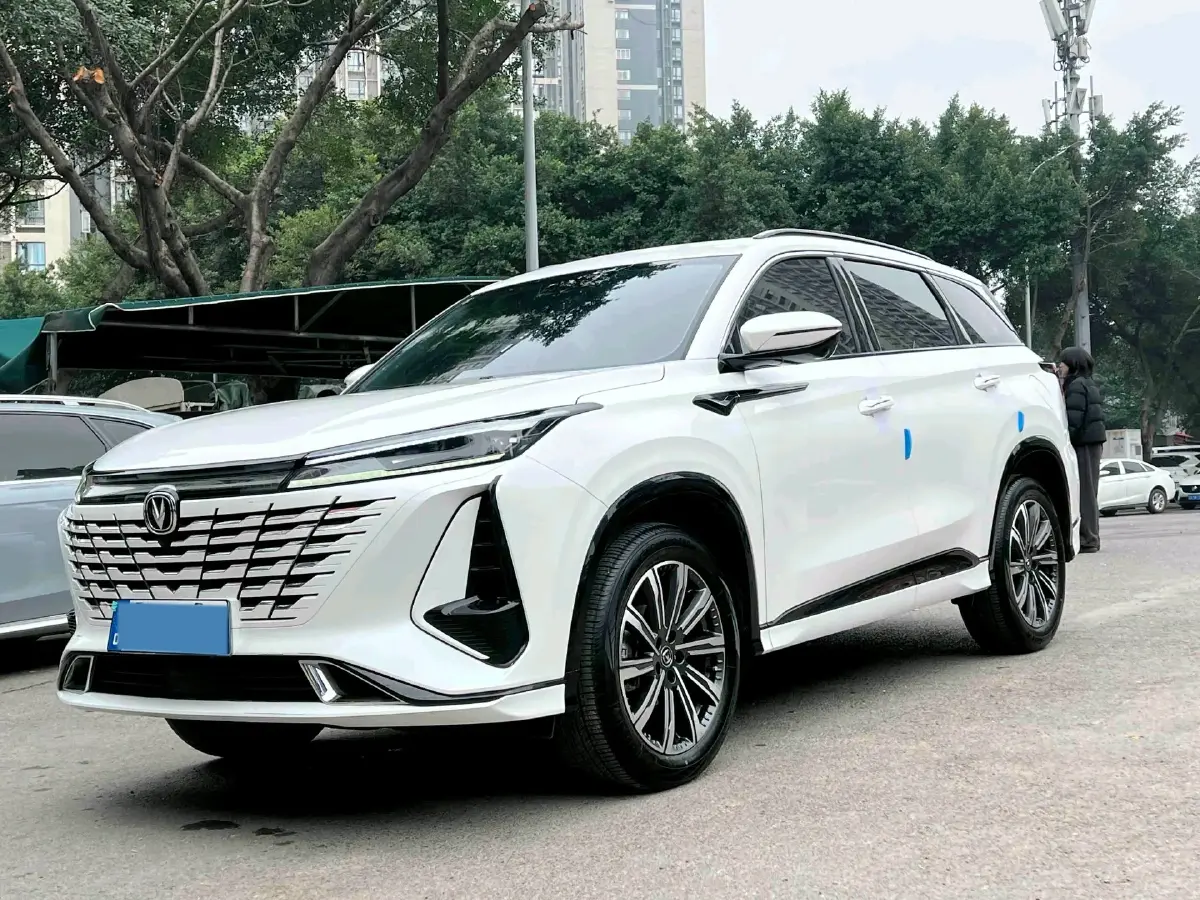 2022 ChangAn CS75 Plus 1.5T 188HP L4 8AT