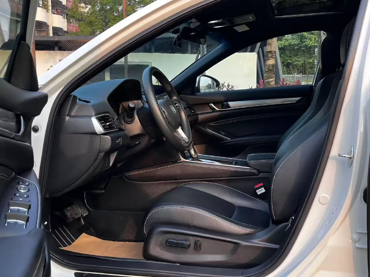 2022 Honda Inspire 1.5T 194HP L4 CVT,autocango,china used car exporter,china ev exporter,chinese used car exporter,chinese used ev exporter