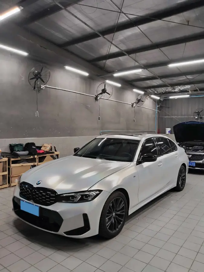 2023 BMW 3 Series 2.0T 184HP L4 8AT