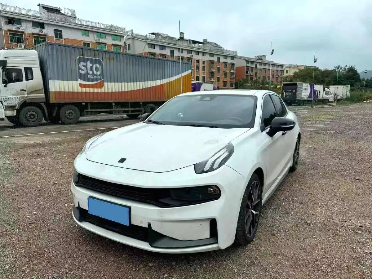2022 LYNK&CO 03 2.0T 190HP L4 7DCT