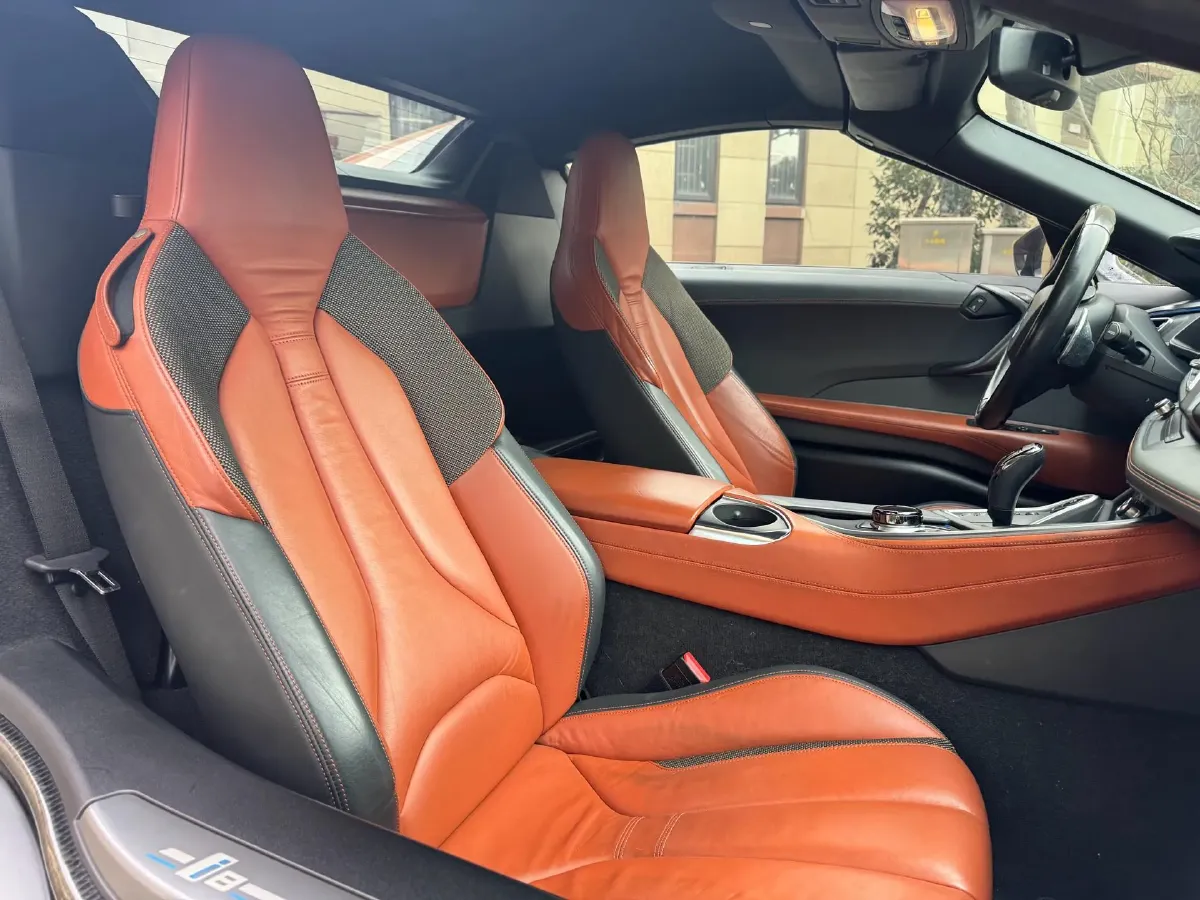 2019 BMW i8 1.5T 231HP L3 6AT PHEV 11.6KWH,autocango,china used car exporter,china ev exporter,chinese used car exporter,chinese used ev exporter