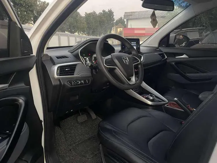 2018 BAIC Hyosow S7 1.5T 150HP L4 6MT,autocango,china used car exporter,china ev exporter,chinese used car exporter,chinese used ev exporter