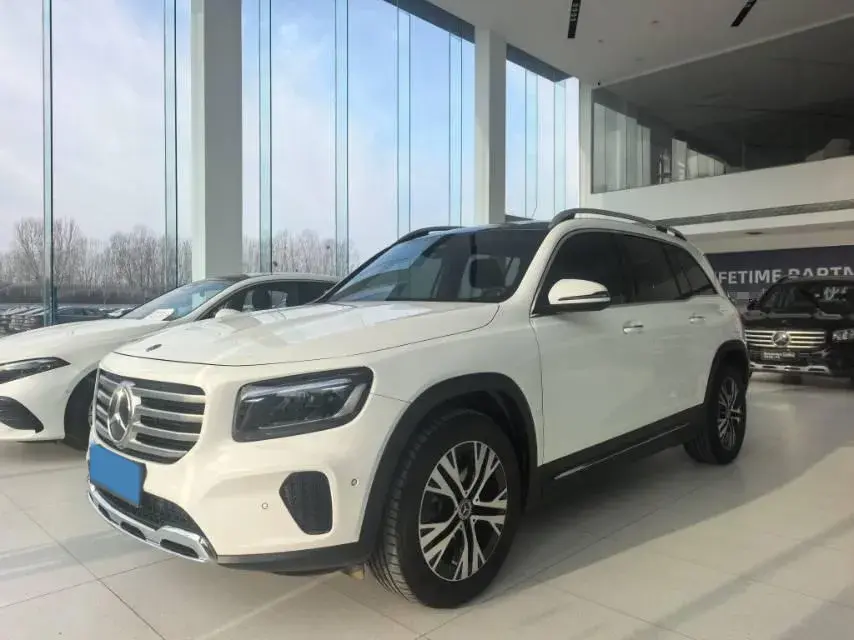 2025 Mercedes-Benz GLB Class 2.0T 190HP L4 8DCT