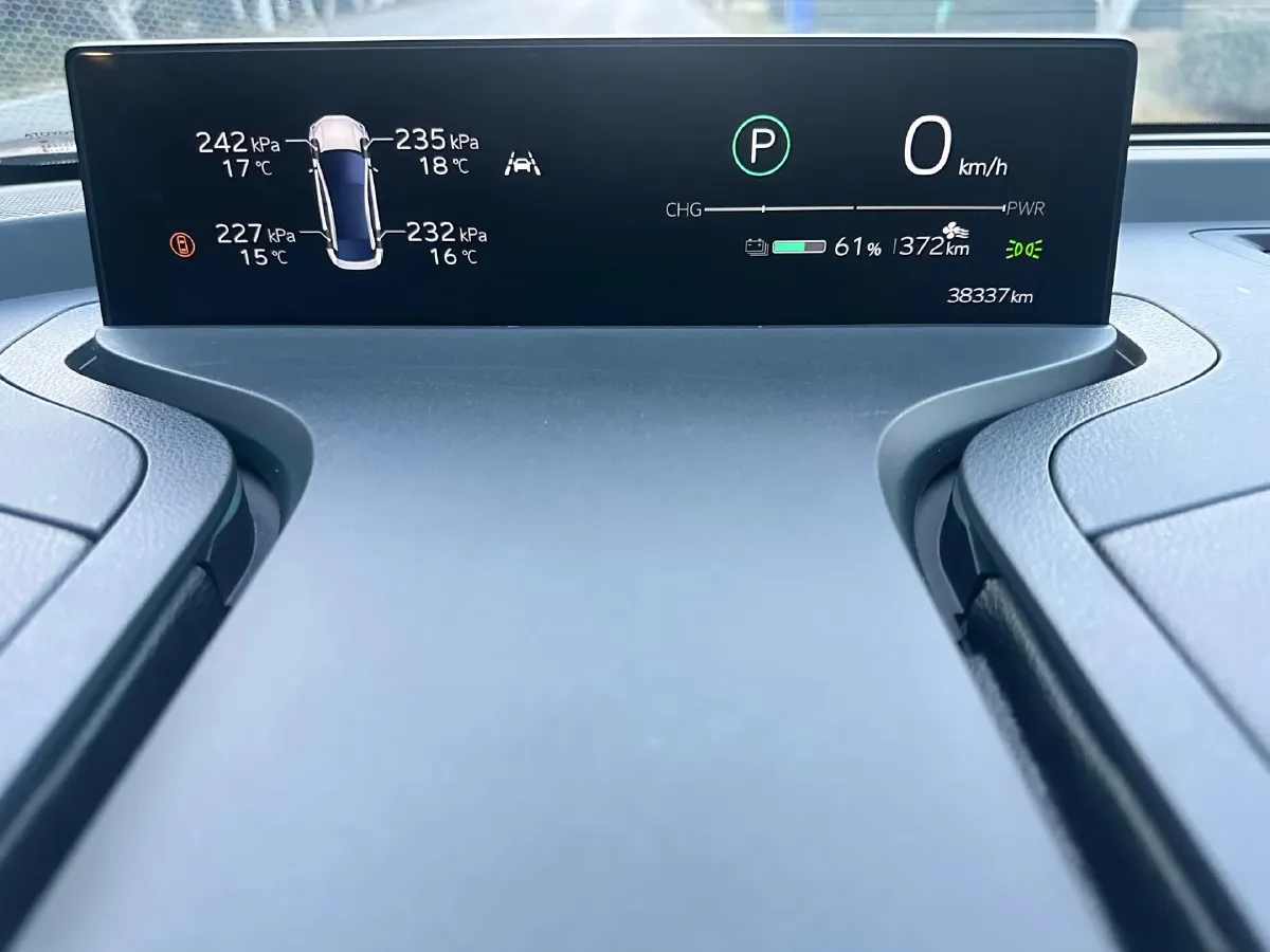 2023 Toyota bZ3 BEV 65.28KWH,autocango,china used car exporter,china ev exporter,chinese used car exporter,chinese used ev exporter